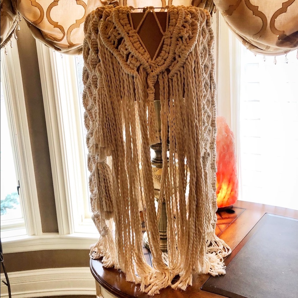 Handmade Macrame Drapes Canopy Chandelier